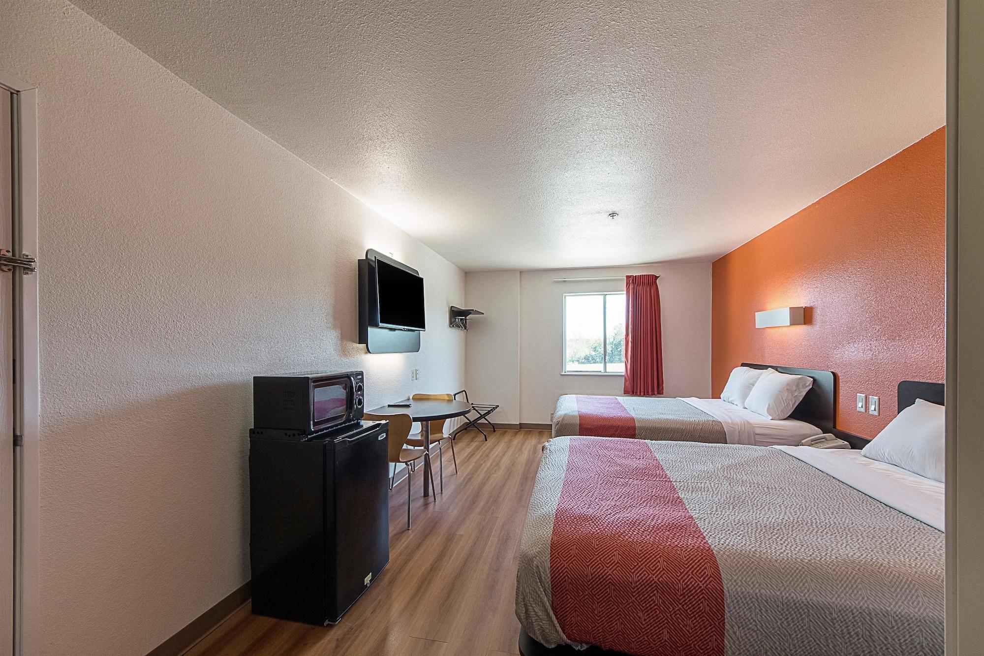 Motel 6-San Antonio, Tx - Downtown - Alamo Dome ภายนอก รูปภาพ