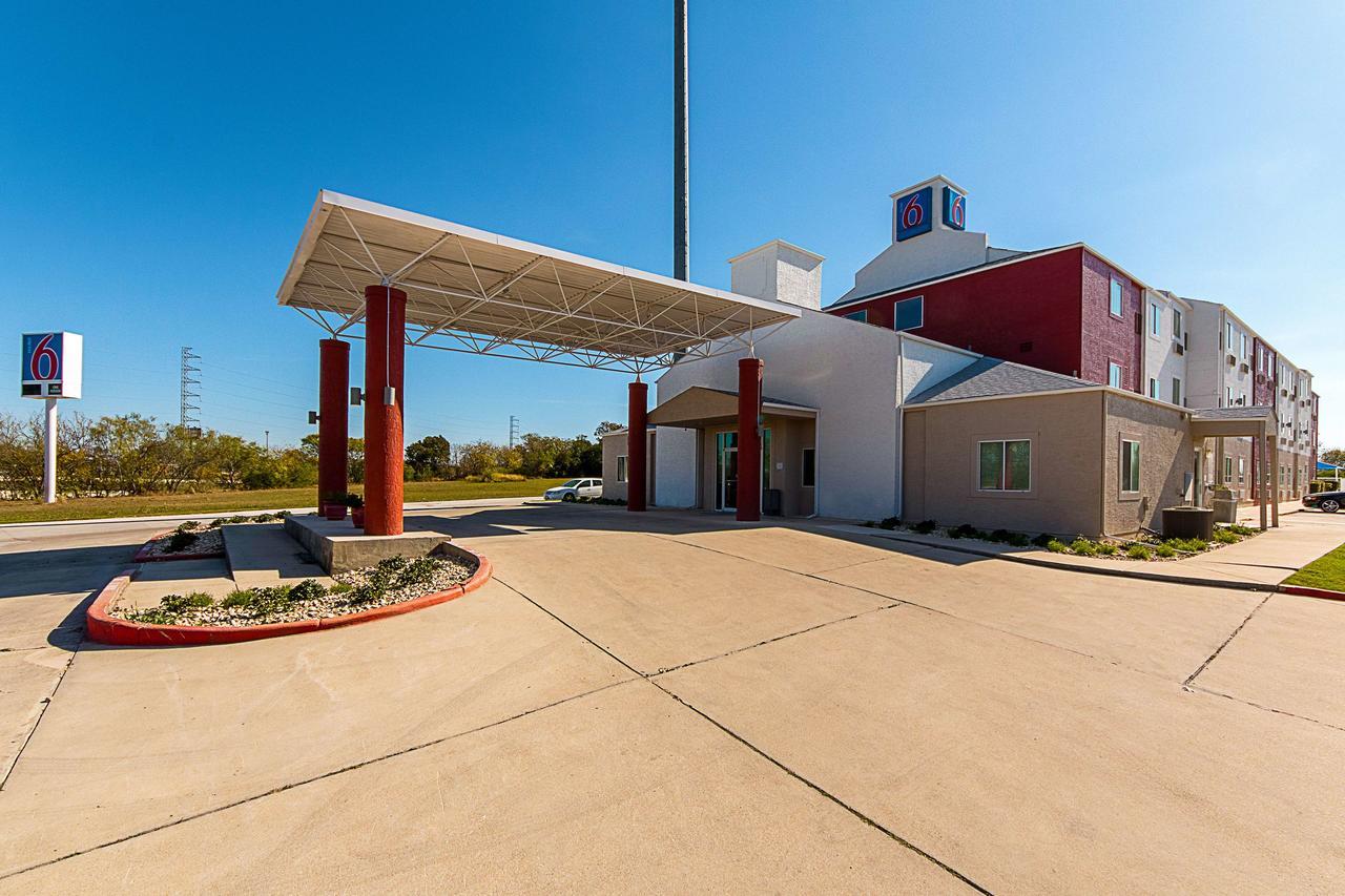 Motel 6-San Antonio, Tx - Downtown - Alamo Dome ภายนอก รูปภาพ